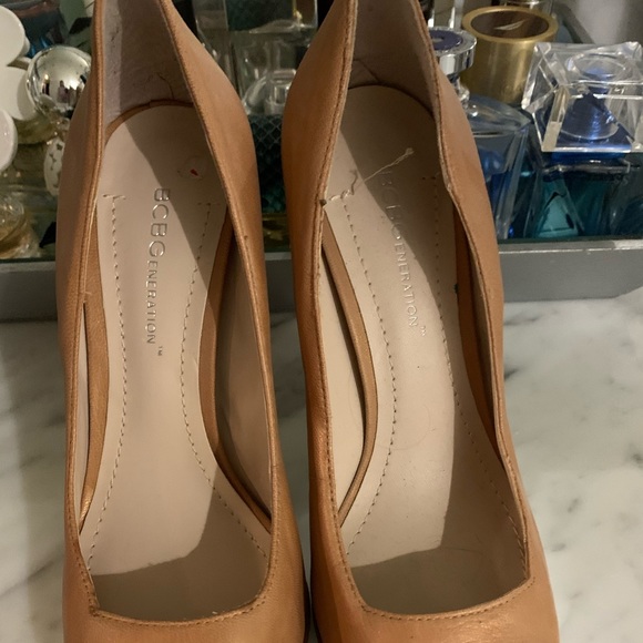 BCBG Generation Platform High Heel Shoes - Picture 2 of 3